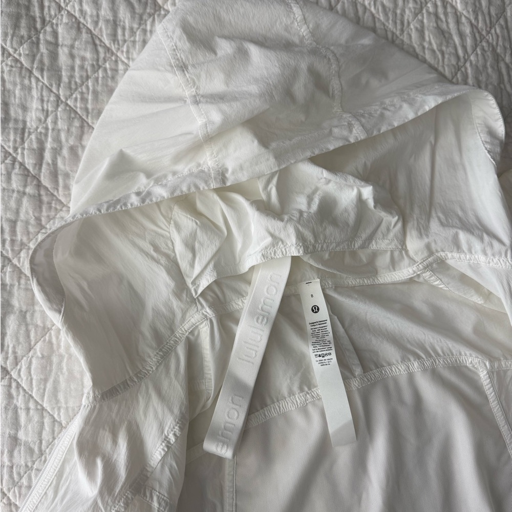 Lululemon Athletica White Hooded Windbreaker - Picture 5 of 11